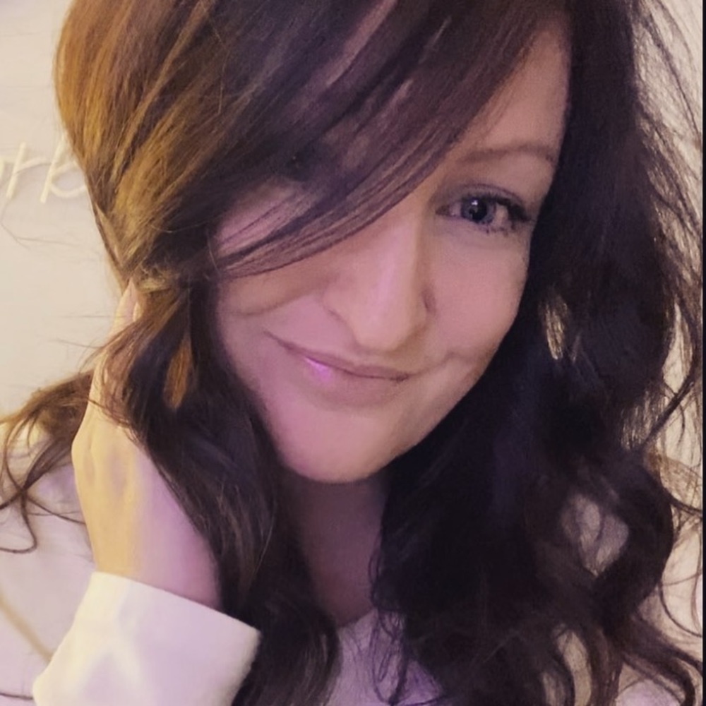 Meet your Posher, Claire